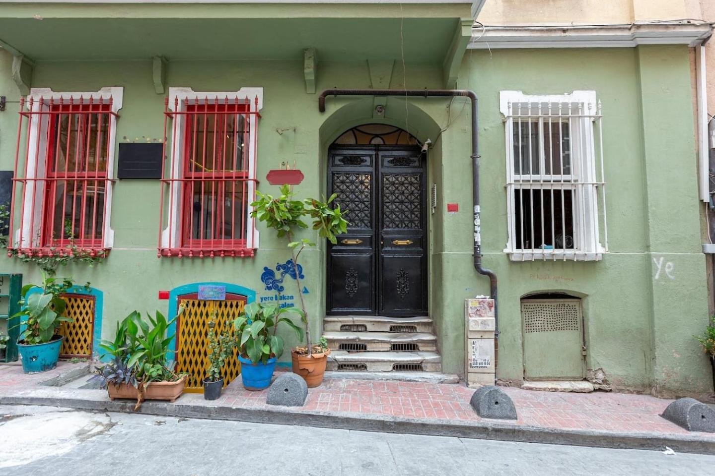 Renovated Apartment At The Heart Of Istanbul With Huge Terrace Ngoại thất bức ảnh