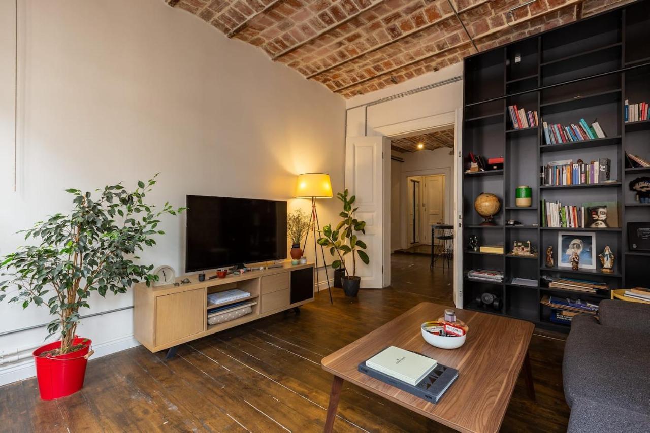 Renovated Apartment At The Heart Of Istanbul With Huge Terrace Ngoại thất bức ảnh