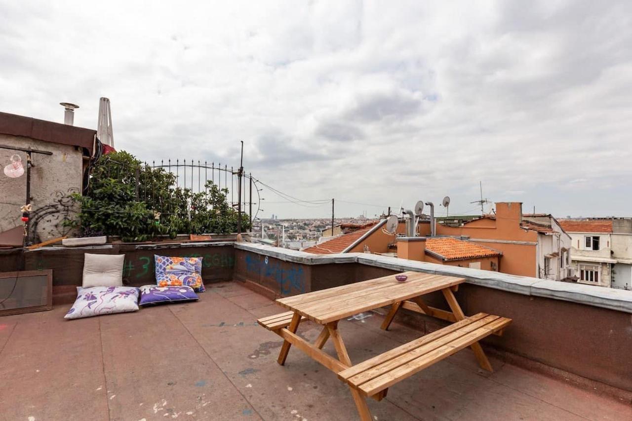 Renovated Apartment At The Heart Of Istanbul With Huge Terrace Ngoại thất bức ảnh